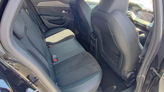 nouvelle 308 sw gt 1.5 bluehdi 130cv eat8 véhicule d'occasion