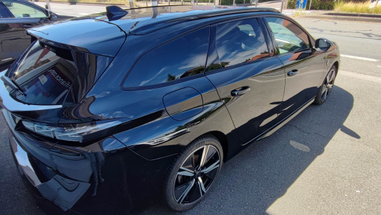 nouvelle 308 sw gt 1.5 bluehdi 130cv eat8 véhicule d'occasion