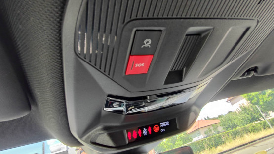 nouvelle 308 sw gt 1.5 bluehdi 130cv eat8 véhicule d'occasion