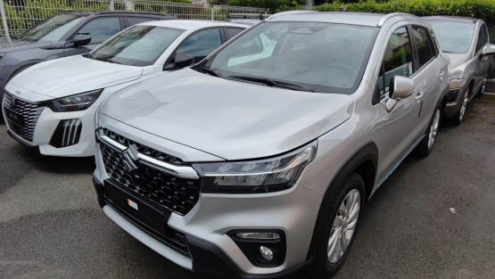 s-cross privilege 1.4 boosterjet hybrid 129cv véhicule neuf