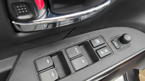 s-cross privilege 1.4 boosterjet hybrid 129cv véhicule neuf
