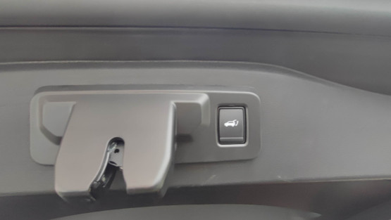 espace esprit alpine e-tech hybrid 200 véhicule d'occasion