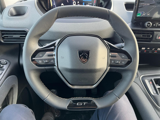 nouveau rifter gt taille xl 1.5 bluehdi 130 eat8 véhicule neuf