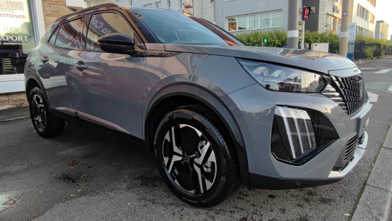 nouveau 2008 gt hybrid 145 edcs6 véhicule neuf