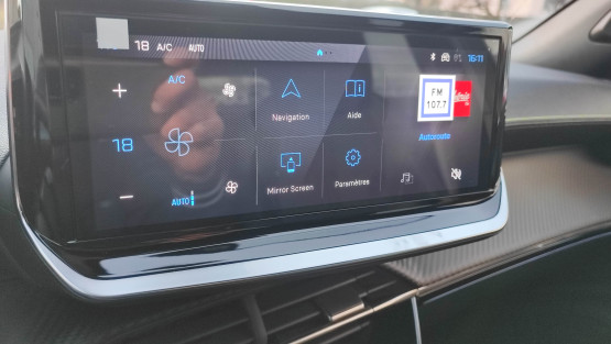 nouveau 2008 gt hybrid 145 edcs6 véhicule neuf