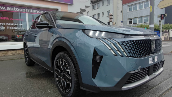 nouveau 3008 gt hybrid 145 edcs6 véhicule neuf