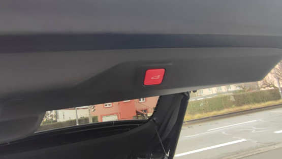 nouveau 3008 gt hybrid 145 edcs6 véhicule neuf