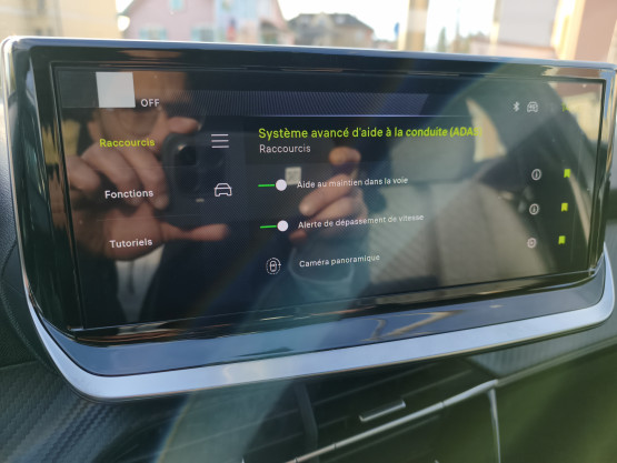 nouvelle 208 allure hybrid 110 e-dcs6 véhicule neuf