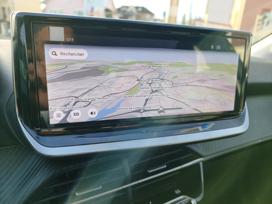 nouvelle 208 allure hybrid 110 e-dcs6 véhicule neuf