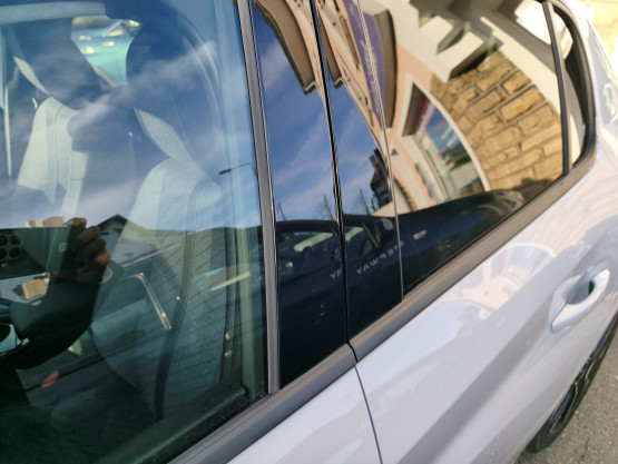 nouvelle 208 allure hybrid 110 e-dcs6 véhicule neuf