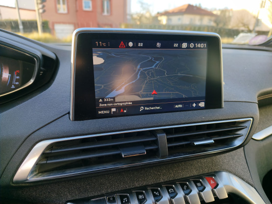 nouveau 5008 gtline 1.6 thp 165 eat6 stop&start véhicule d'occasion