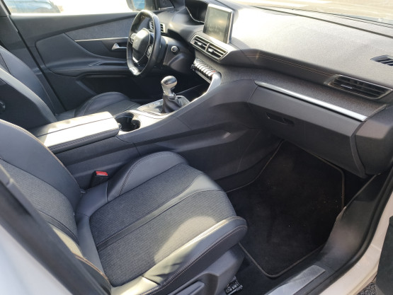 nouveau 3008 gtline 2.0 bluehdi 150cv  stop&start véhicule d'occasion