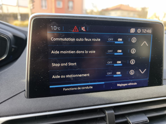 nouveau 3008 gtline 2.0 bluehdi 150cv  stop&start véhicule d'occasion