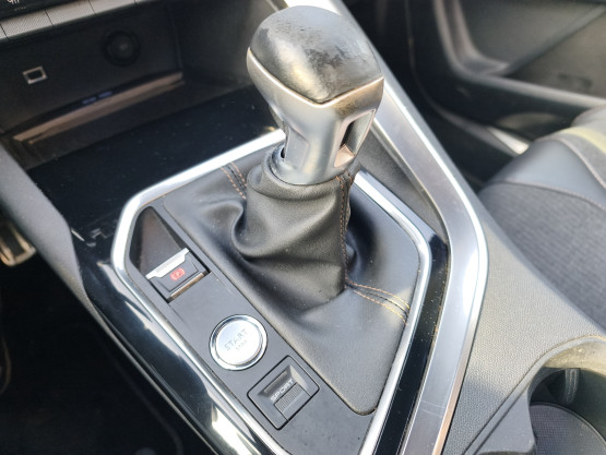 nouveau 3008 gtline 2.0 bluehdi 150cv  stop&start véhicule d'occasion