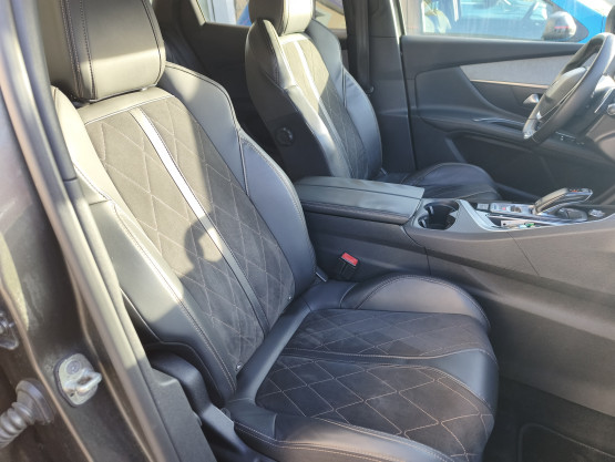 3008 gt 2.0 bluehdi 180 eat6 véhicule d'occasion