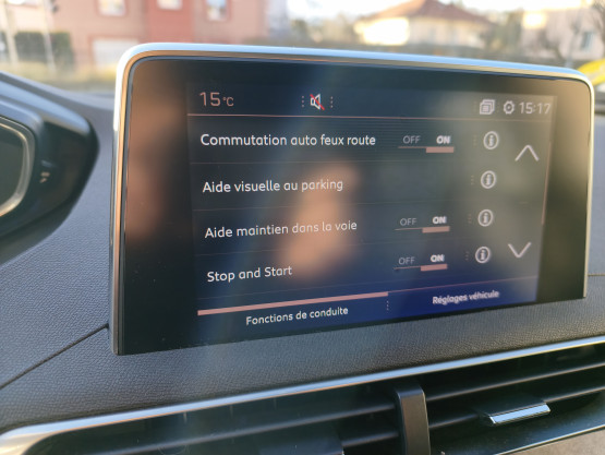 3008 gt 2.0 bluehdi 180 eat6 véhicule d'occasion