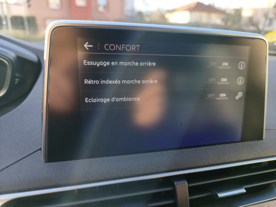 3008 gt 2.0 bluehdi 180 eat6 véhicule d'occasion