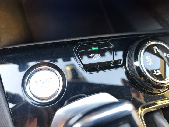 3008 gt 2.0 bluehdi 180 eat6 véhicule d'occasion