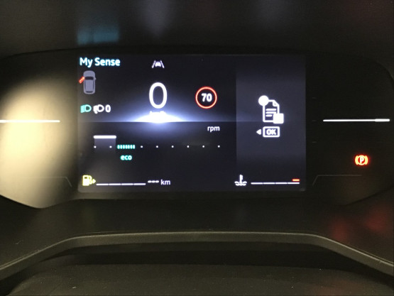 clio 5 techno tce 90 cv véhicule neuf