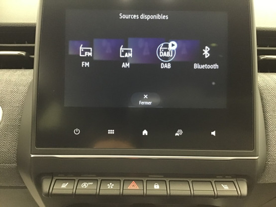 clio 5 techno tce 90 cv véhicule neuf