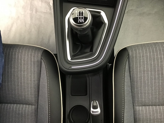 clio 5 techno tce 90 cv véhicule neuf