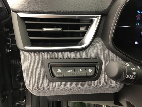 clio 5 techno tce 90 cv véhicule neuf