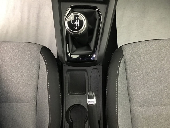 clio 5 evolution tce 90cv véhicule d'occasion