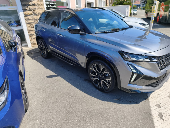 nouveau austral esprit alpine e-tech full hybrid 200 véhicule neuf