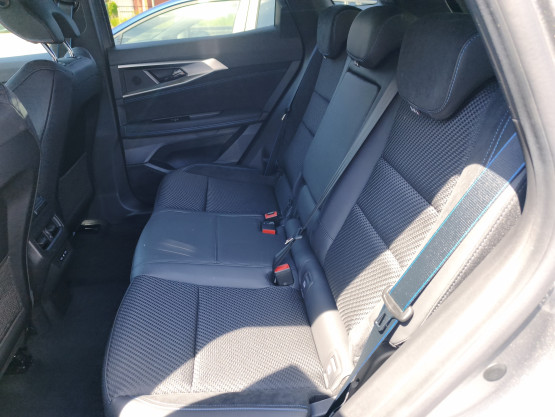nouveau austral esprit alpine e-tech full hybrid 200 véhicule neuf
