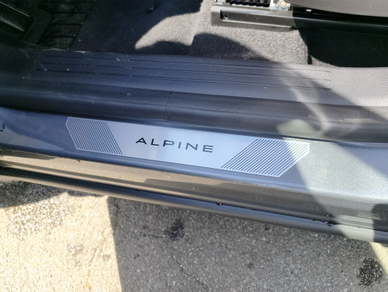 nouveau austral esprit alpine e-tech full hybrid 200 véhicule neuf