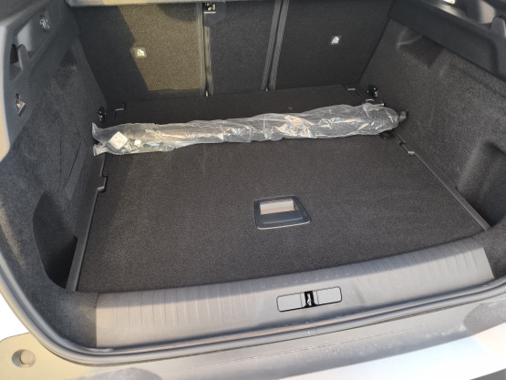 nouveau 3008 allure hybrid 145 edcs6 véhicule neuf