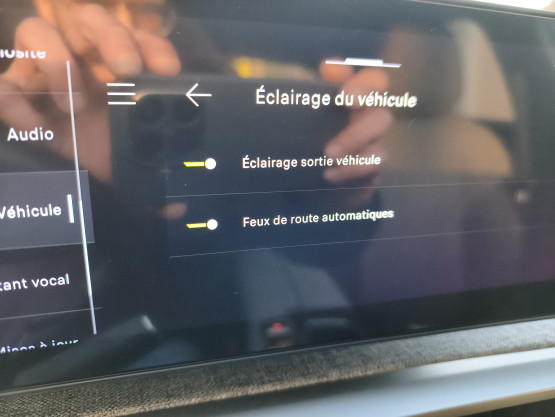 nouveau 3008 allure hybrid 145 edcs6 véhicule neuf