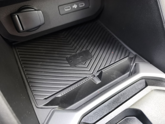 nouveau duster extreme hybrid-g 150 cv 4x4 auto véhicule neuf