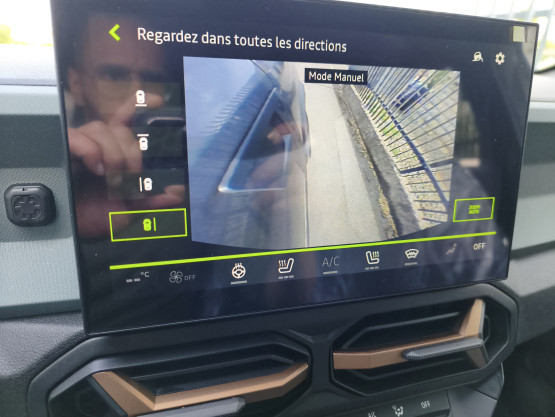 nouveau duster extreme hybrid-g 150 cv 4x4 auto véhicule neuf