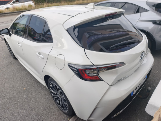 corolla design 2.0 hybrid 180cv e-cvt véhicule d'occasion