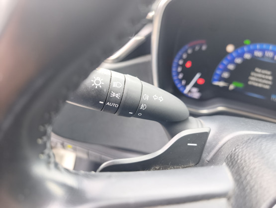 corolla design 2.0 hybrid 180cv e-cvt véhicule d'occasion