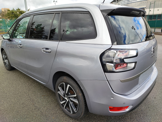 grand c4 space tourer 7 places shine pack puretech 130cv eat8 s&s