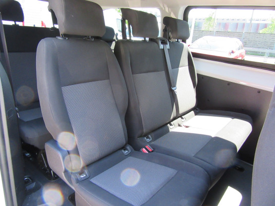 vivaro combi l3 2.0 diesel 145 cv véhicule d'occasion